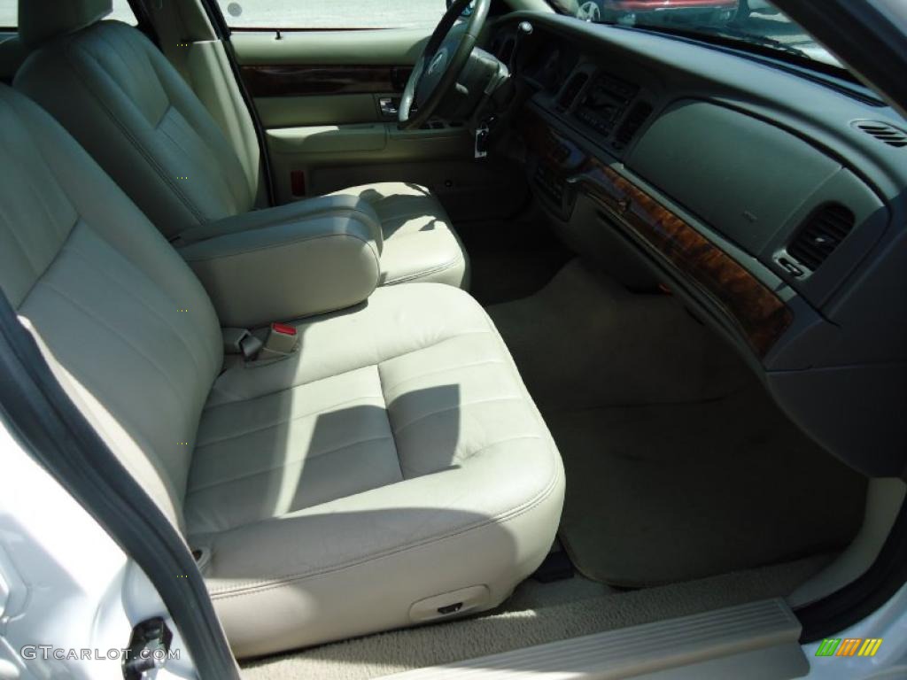 2006 Grand Marquis LS - Vibrant White / Medium Light Stone photo #20