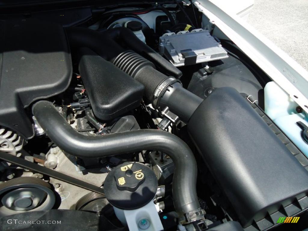 2006 Grand Marquis LS - Vibrant White / Medium Light Stone photo #27