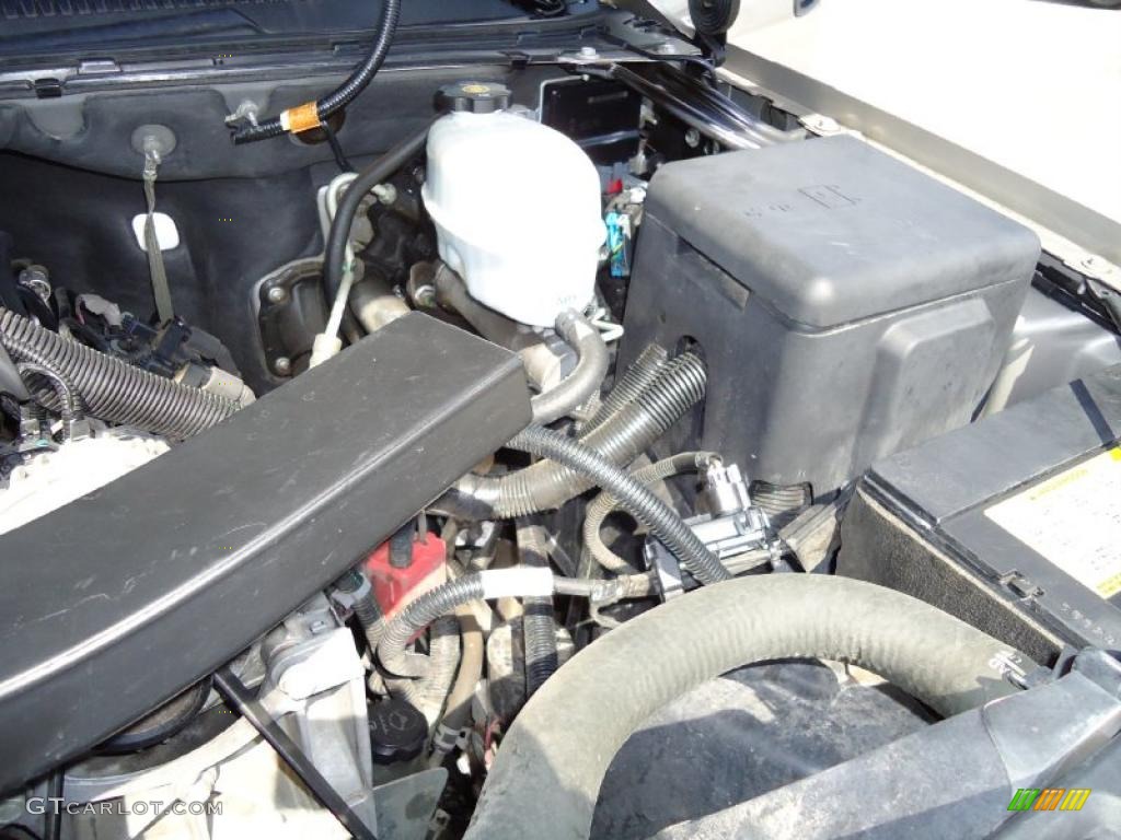 2006 Tahoe LS - Silver Birch Metallic / Gray/Dark Charcoal photo #27