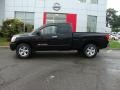 2007 Galaxy Black Nissan Titan SE King Cab 4x4  photo #2