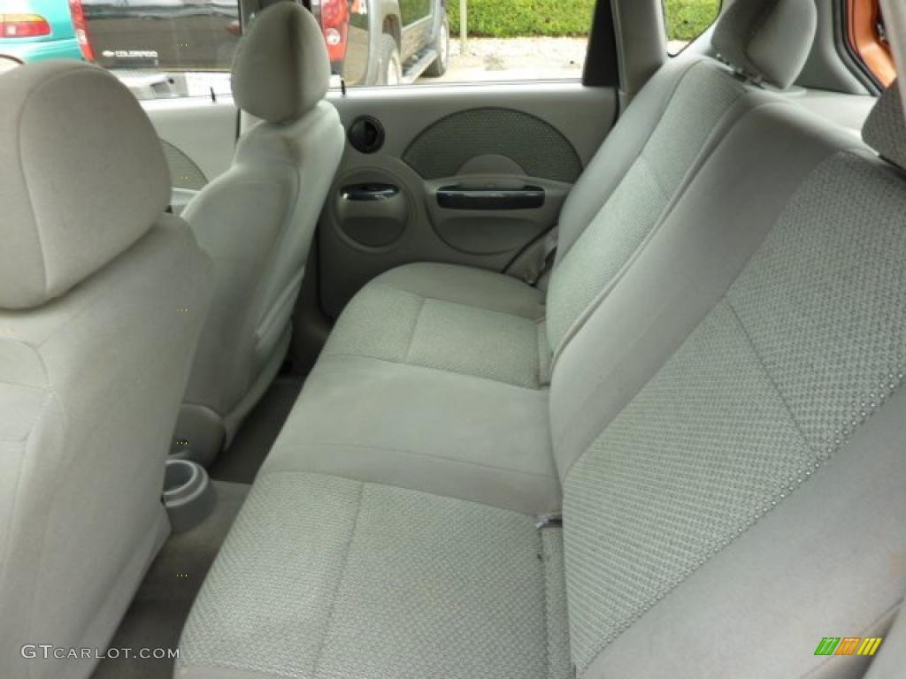 2004 Aveo LS Hatchback - Spicy Orange / Gray photo #14
