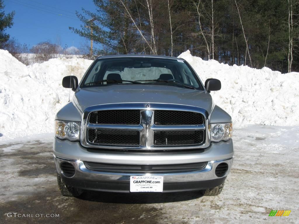 2005 Ram 1500 SLT Quad Cab 4x4 - Bright Silver Metallic / Dark Slate Gray photo #8