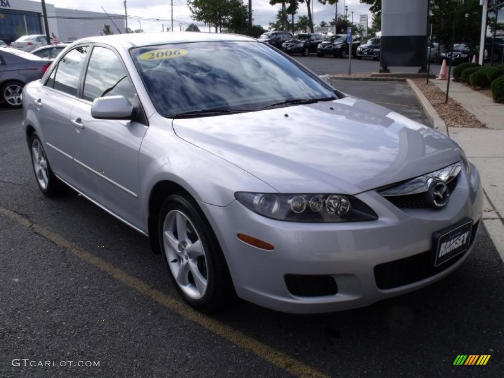 Glacier Silver Metallic Mazda MAZDA6