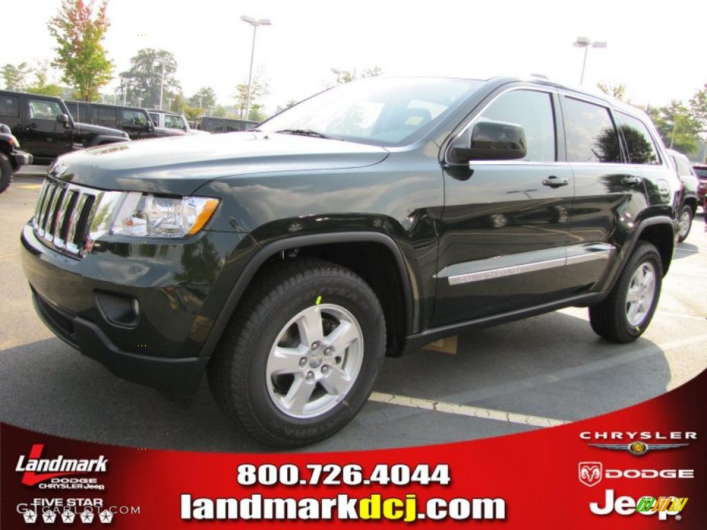2011 Grand Cherokee Laredo - Natural Green Pearl / Dark Graystone/Medium Graystone photo #1
