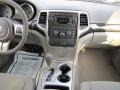 Natural Green Pearl - Grand Cherokee Laredo Photo No. 10