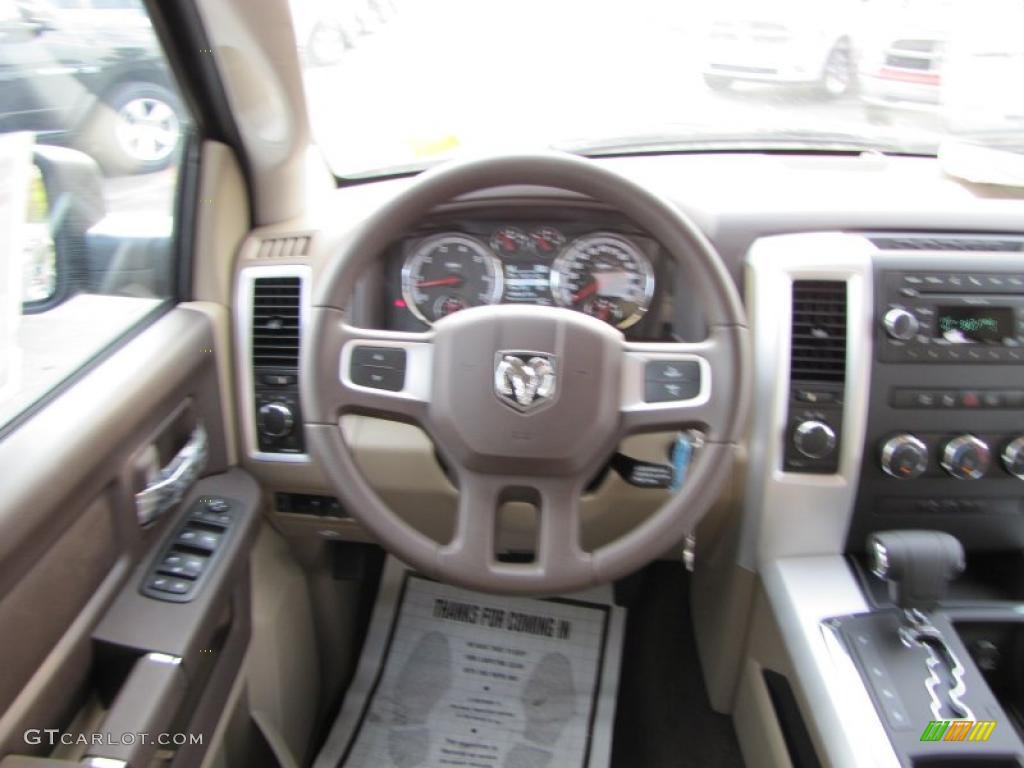 2011 Ram 1500 SLT Crew Cab 4x4 - Rugged Brown Pearl / Light Pebble Beige/Bark Brown photo #12