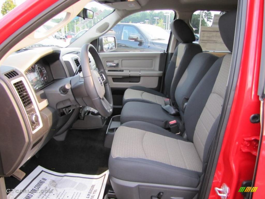 2011 Ram 1500 SLT Crew Cab - Flame Red / Dark Slate Gray photo #6