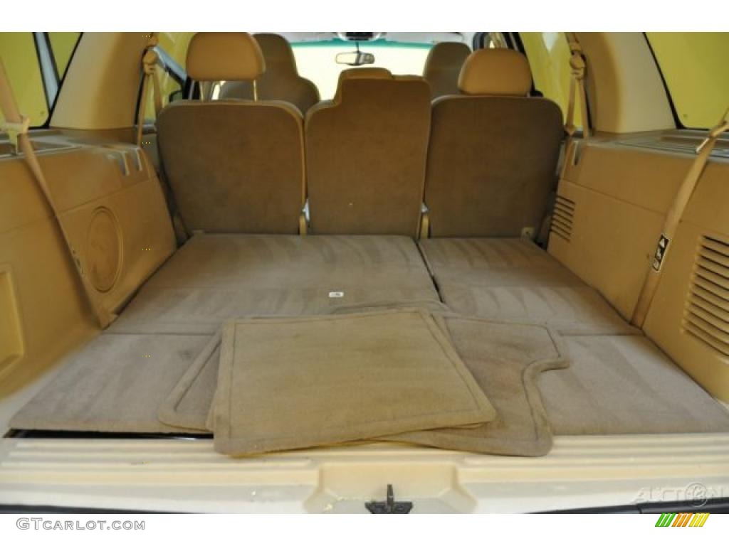 2003 Expedition Eddie Bauer 4x4 - Oxford White / Medium Parchment photo #17
