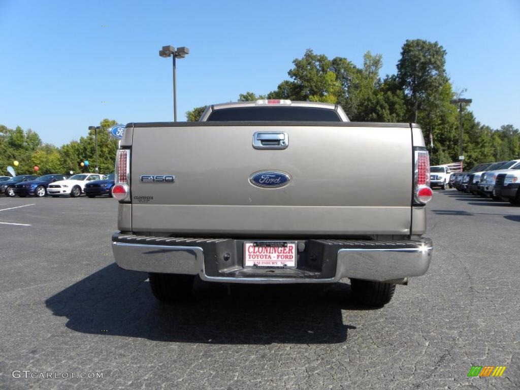 2005 F150 XLT SuperCrew - Arizona Beige Metallic / Tan photo #4