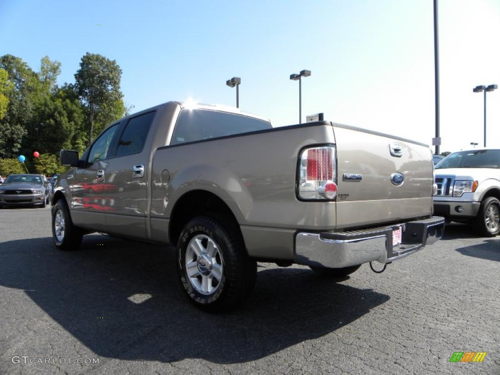 2005 F150 XLT SuperCrew - Arizona Beige Metallic / Tan photo #24
