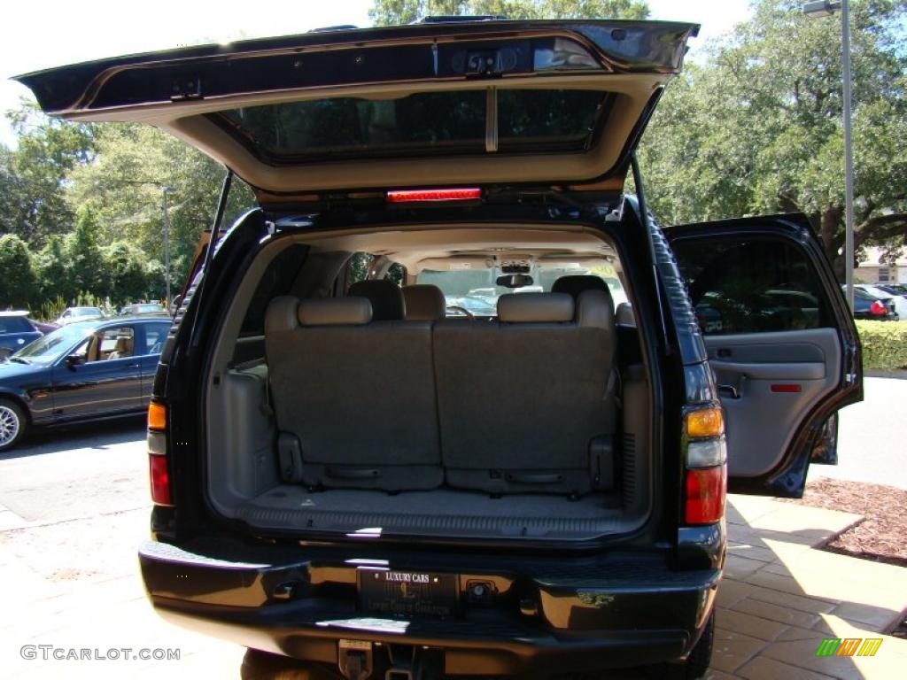 2004 Yukon Denali AWD - Carbon Metallic / Stone Gray photo #14