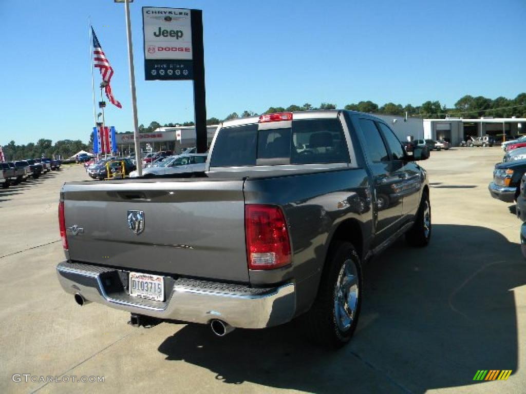 2010 Ram 1500 Lone Star Crew Cab - Mineral Gray Metallic / Dark Slate/Medium Graystone photo #5