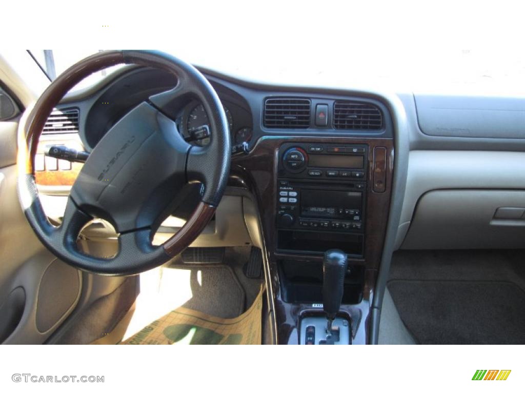 2001 Outback L.L.Bean Edition Wagon - Winestone Red Pearl / Beige photo #16