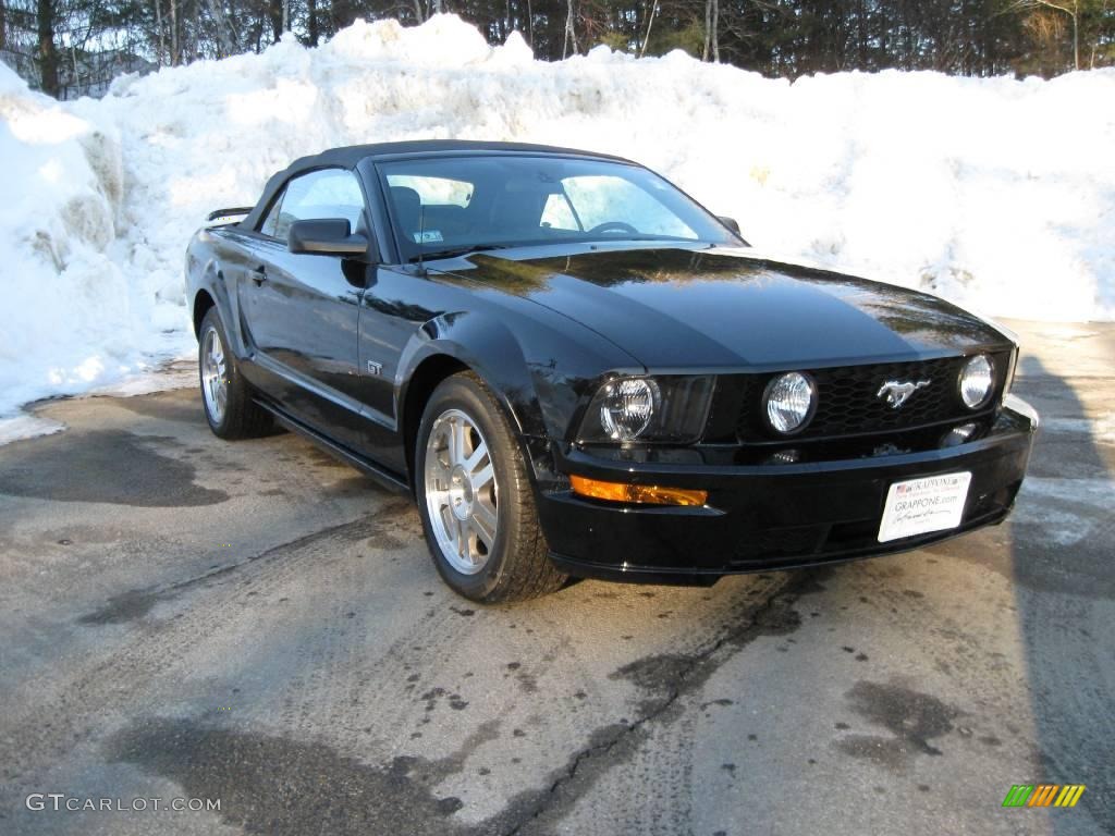 2005 Mustang GT Premium Convertible - Black / Dark Charcoal photo #1