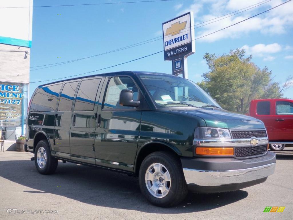 2010 Express LT 1500 AWD Passenger Van - Dark Green Metallic / Neutral photo #3