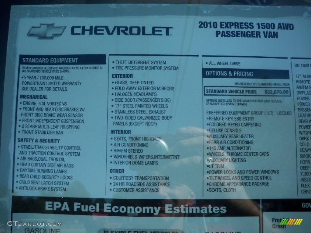 2010 Express LT 1500 AWD Passenger Van - Dark Green Metallic / Neutral photo #36