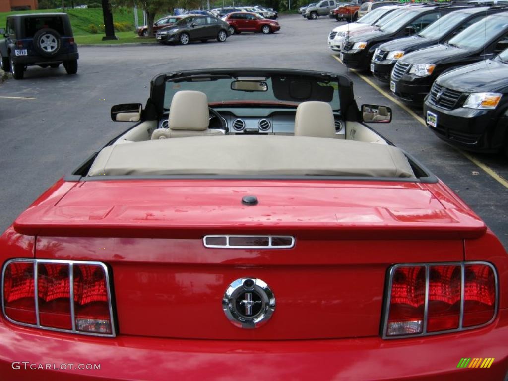 2007 Mustang V6 Deluxe Convertible - Torch Red / Medium Parchment photo #9