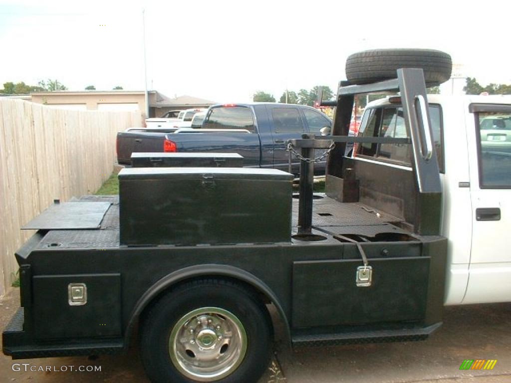 1995 C/K 3500 C3500 Cheyenne Regular Cab Chassis - White / Red photo #5