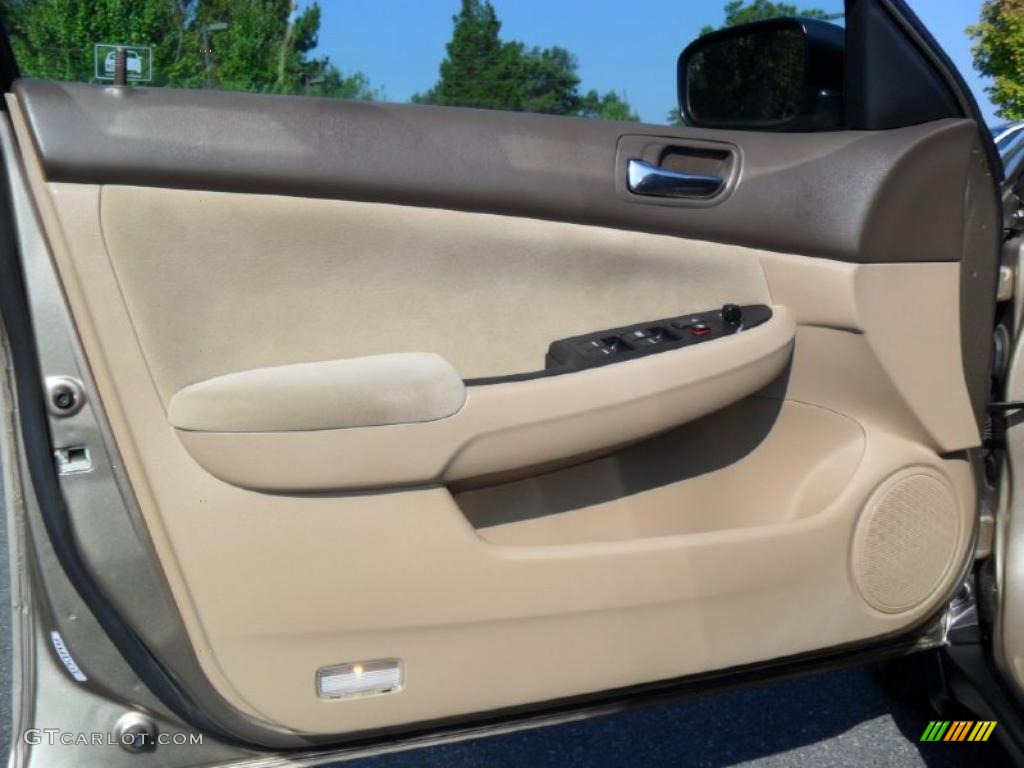 2006 Accord LX Sedan - Desert Mist Metallic / Ivory photo #7