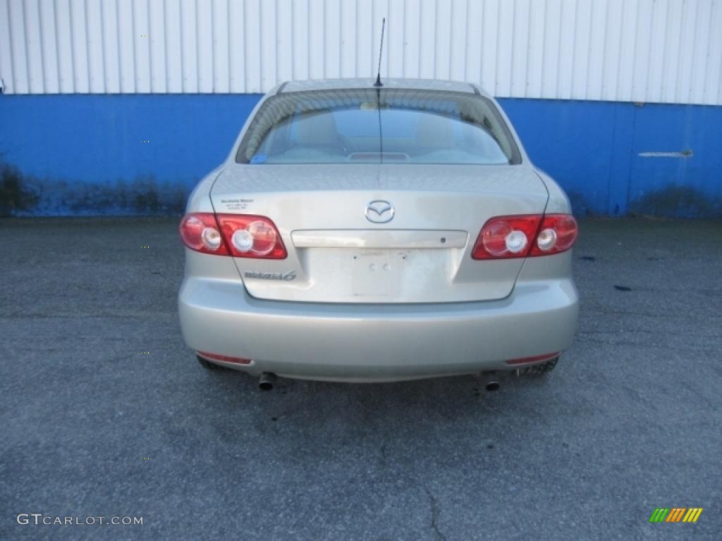 2004 MAZDA6 i Sedan - Pebble Ash Metallic / Beige photo #11