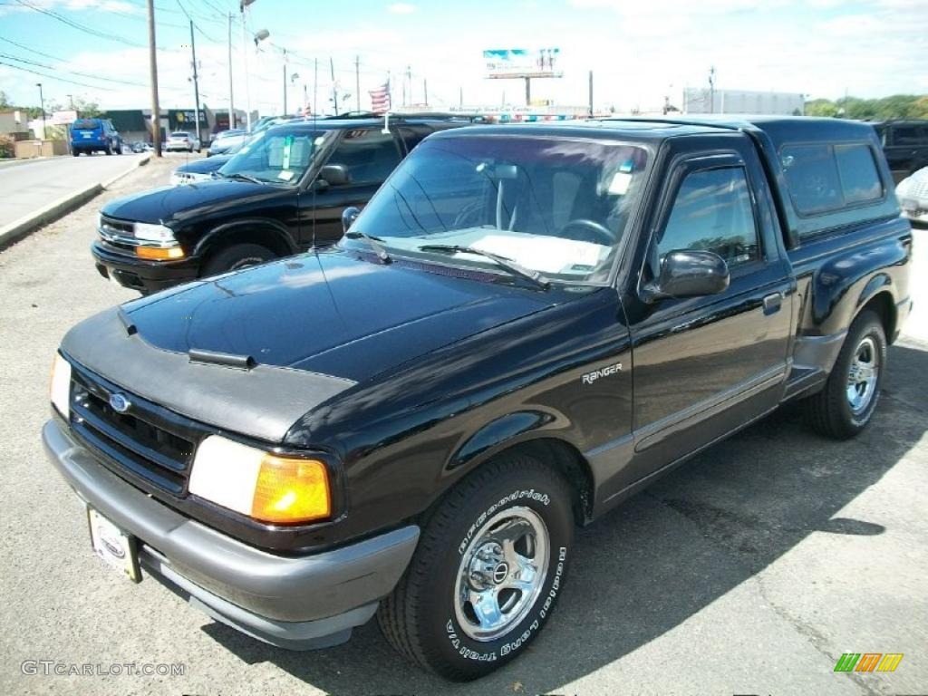 1993 Ranger XL Regular Cab - Raven Black / Grey photo #1