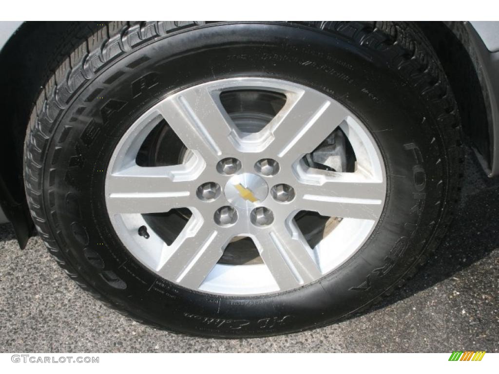 2010 Traverse LT AWD - Silver Ice Metallic / Dark Gray/Light Gray photo #20