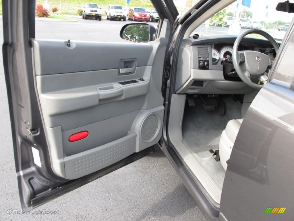 2004 Durango SLT 4x4 - Graphite Metallic / Medium Slate Gray photo #10