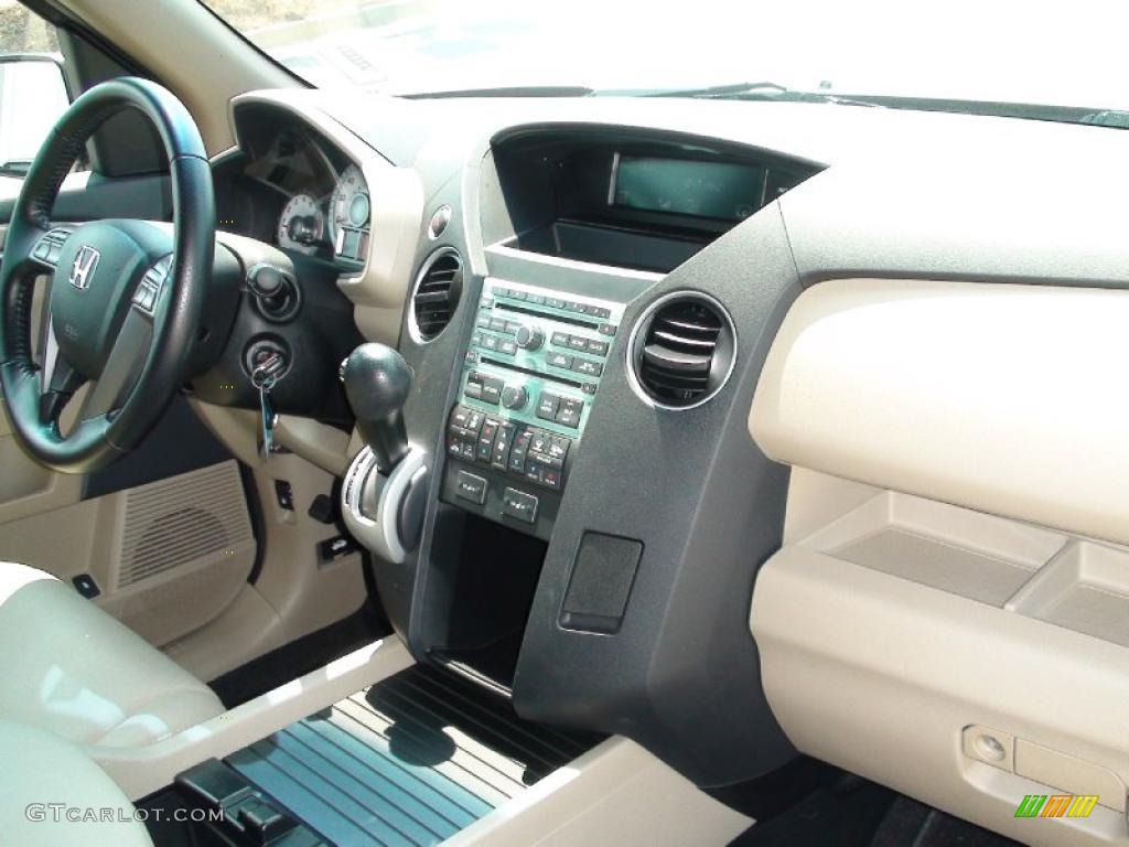 2010 Honda Pilot EX-L Beige Dashboard Photo #36759865
