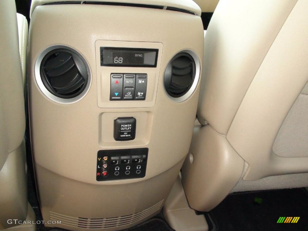 2010 Honda Pilot EX-L Controls Photo #36759941