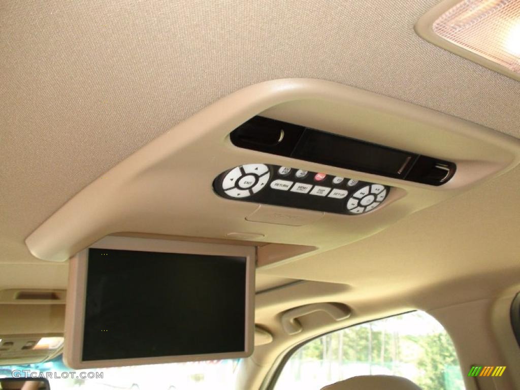 2010 Honda Pilot EX-L Entertainment System Photos