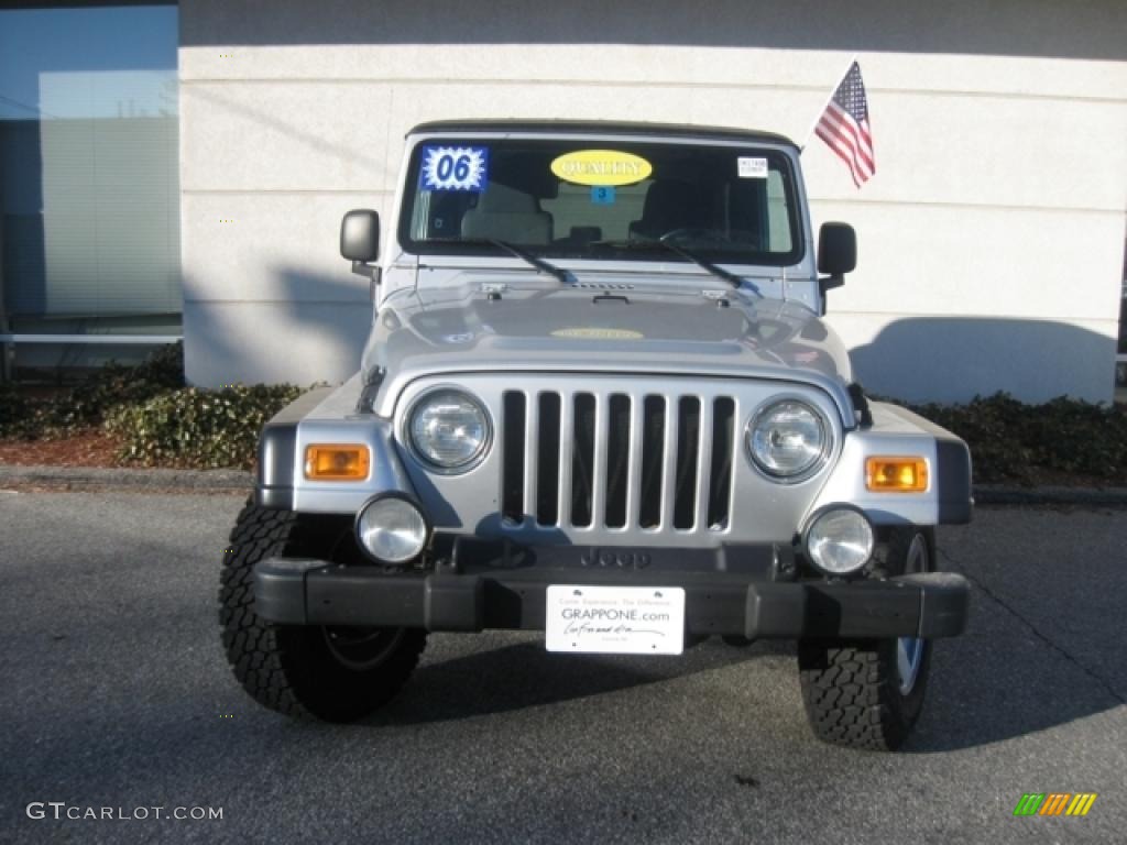 2006 Wrangler Unlimited Rubicon 4x4 - Bright Silver Metallic / Dark Slate Gray photo #7