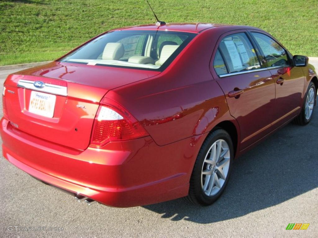 2011 Fusion SEL - Red Candy Metallic / Camel photo #6