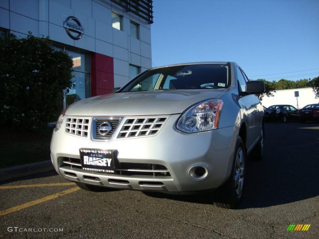 Silver Ice Nissan Rogue