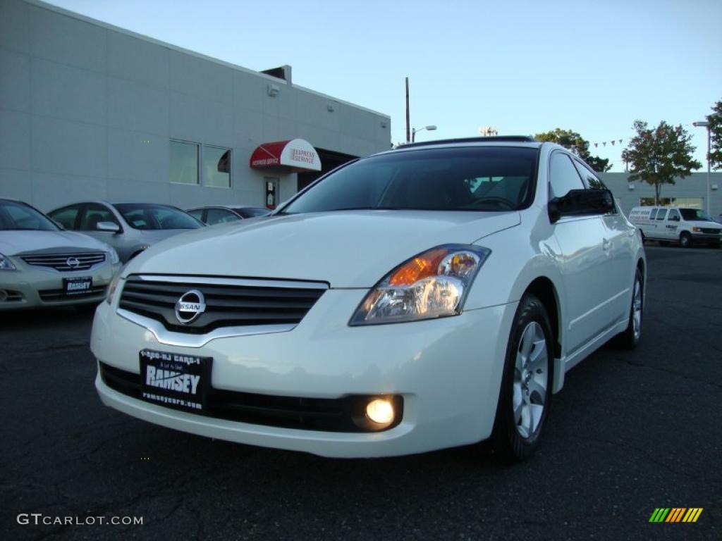 Winter Frost Pearl Nissan Altima