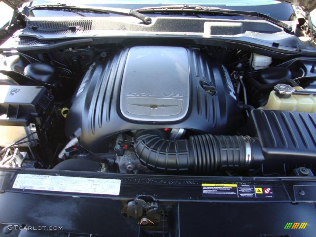 2005 Chrysler 300 C HEMI AWD 5.7 Liter HEMI OHV 16-Valve MDS V8 Engine Photo #36781275