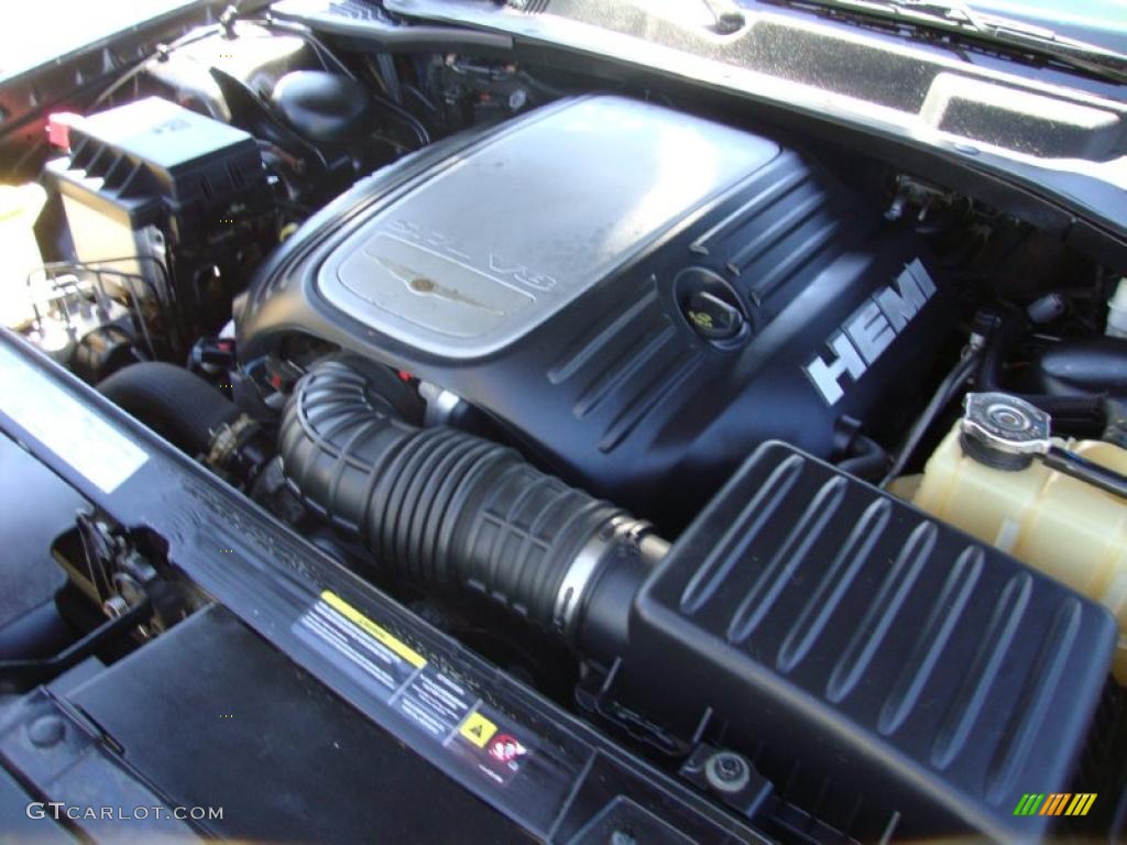 2005 Chrysler 300 C HEMI AWD 5.7 Liter HEMI OHV 16-Valve MDS V8 Engine Photo #36781283