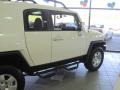 Iceberg White - FJ Cruiser 4WD Photo No. 4