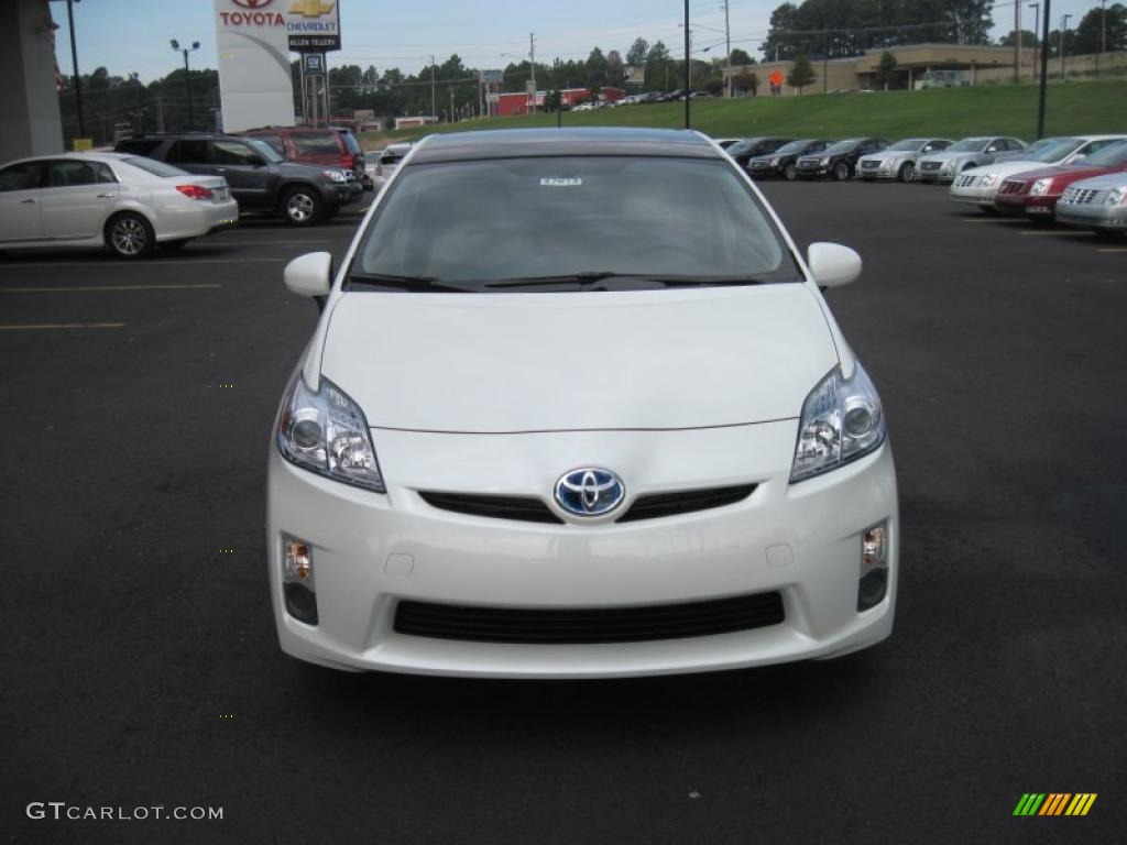 2010 Prius Hybrid III - Blizzard White Pearl / Bisque photo #8