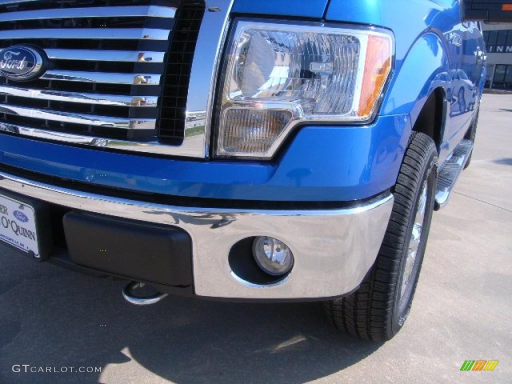 2010 F150 XLT SuperCrew 4x4 - Blue Flame Metallic / Medium Stone photo #11