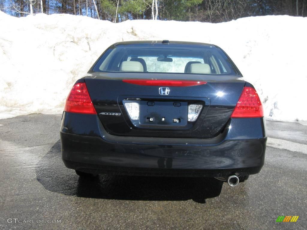 2007 Accord EX-L Sedan - Nighthawk Black Pearl / Ivory photo #10