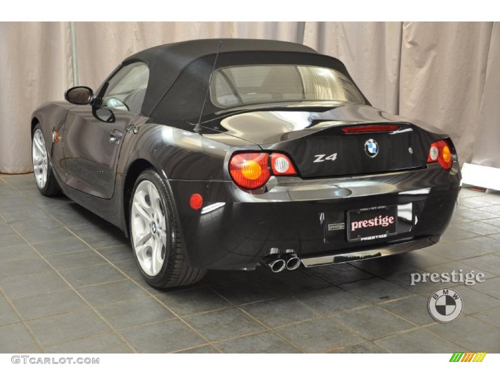 2003 Z4 3.0i Roadster - Jet Black / Red photo #4