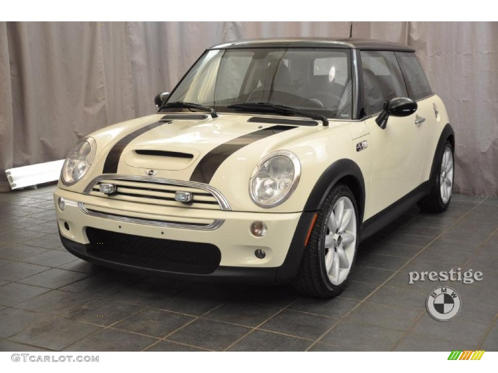 2004 Cooper S Hardtop - Pepper White / Panther Black photo #1