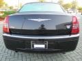 Brilliant Black - 300 C HEMI Photo No. 4