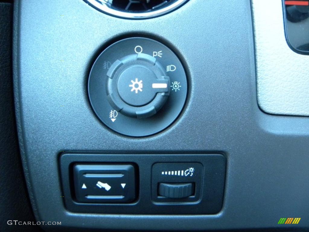 2010 F150 XLT SuperCrew 4x4 - Red Candy Metallic / Medium Stone photo #27