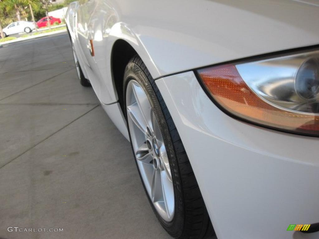 2003 Z4 3.0i Roadster - Alpine White / Beige photo #21