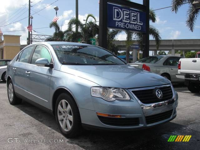 2006 Passat 2.0T Sedan - Arctic Blue Silver / Classic Grey photo #1