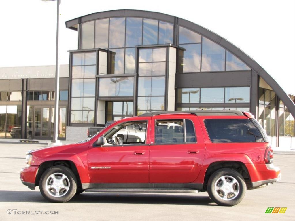 2004 TrailBlazer EXT LT 4x4 - Medium Red Metallic / Light Cashmere photo #1