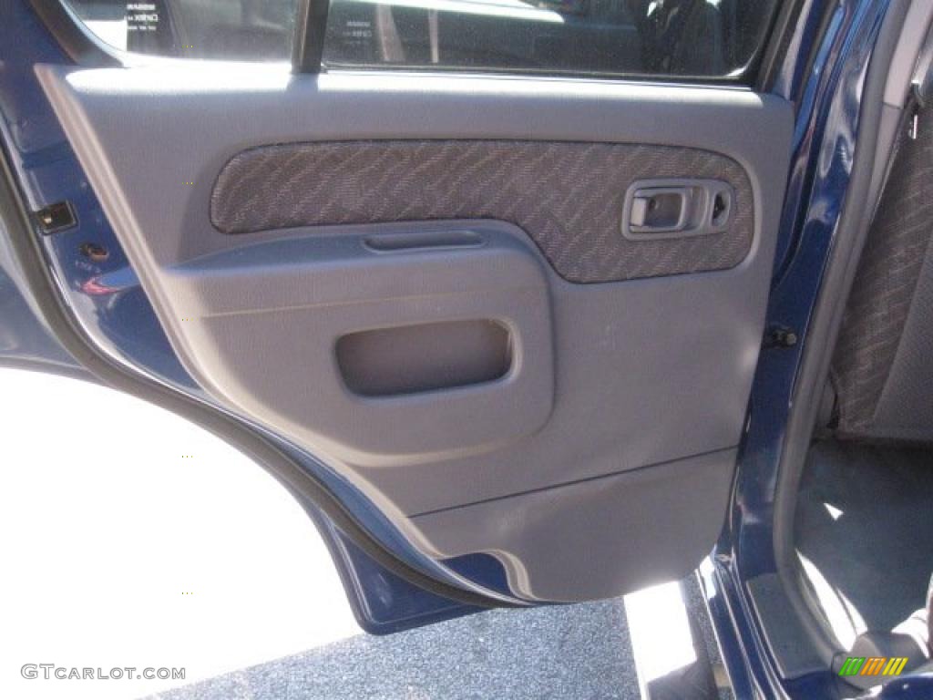 2001 Xterra SE V6 4x4 - Just Blue Metallic / Dusk Gray photo #13