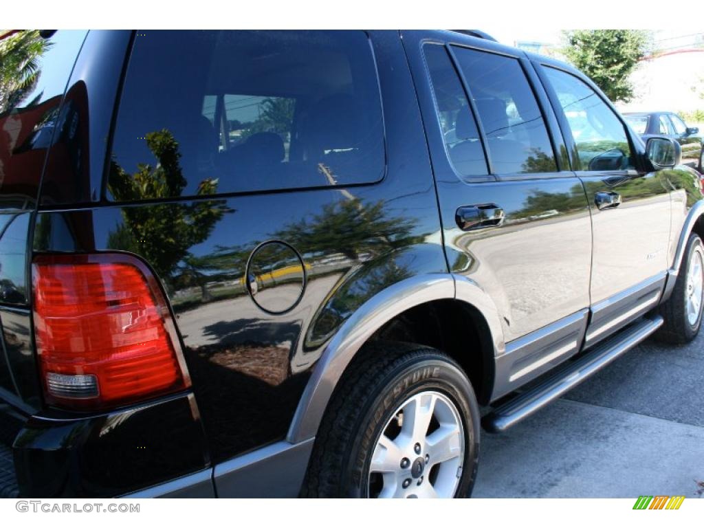 2004 Explorer XLT - Black / Graphite photo #6
