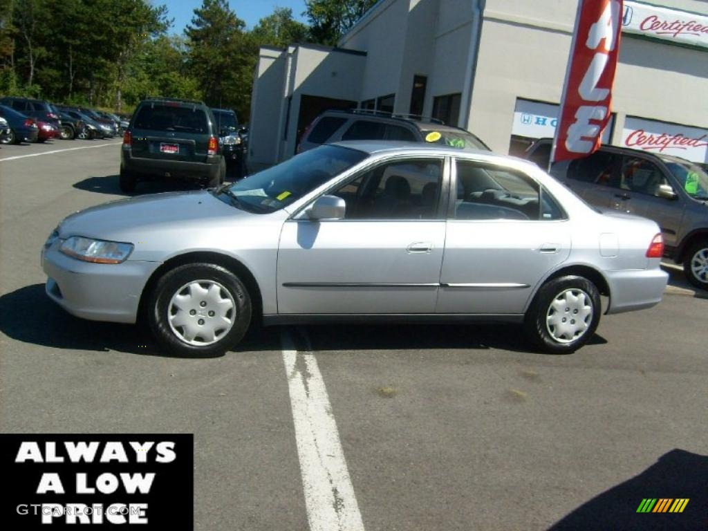 1999 Accord LX Sedan - Satin Silver Metallic / Gray photo #4